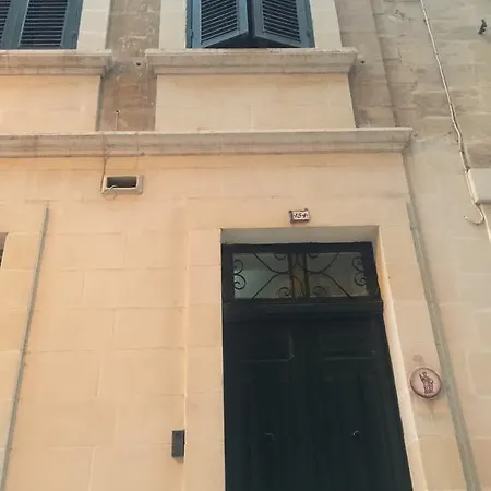 G.b. Valletta